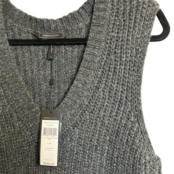 BCBG MAXAZRIA | NWT Simonette V Neck Sweater Size Small - Picture 2 of 8
